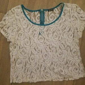 💜3 for $12💜 Lace crop top